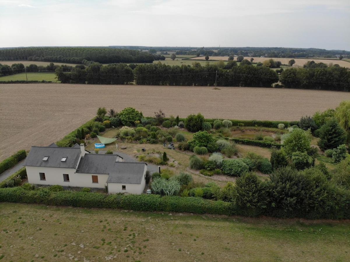 Gîte La Grenouillère Esqueheries Esterno foto
