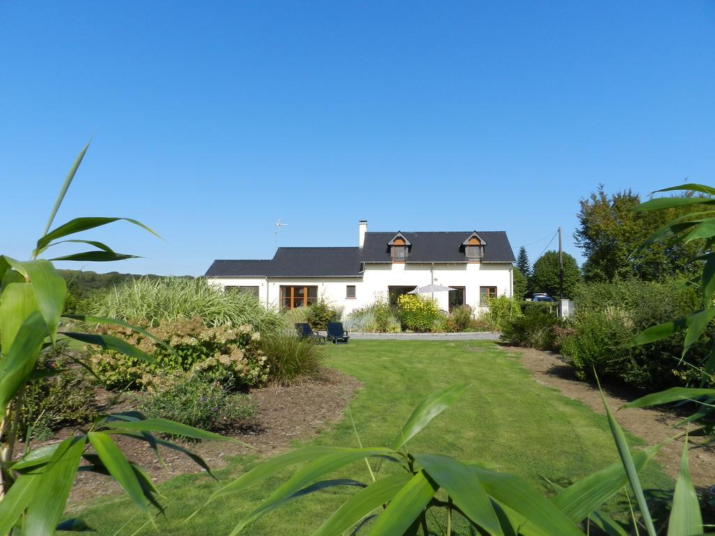 Gîte La Grenouillère Esqueheries Esterno foto
