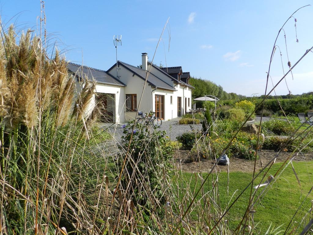 Gîte La Grenouillère Esqueheries Esterno foto