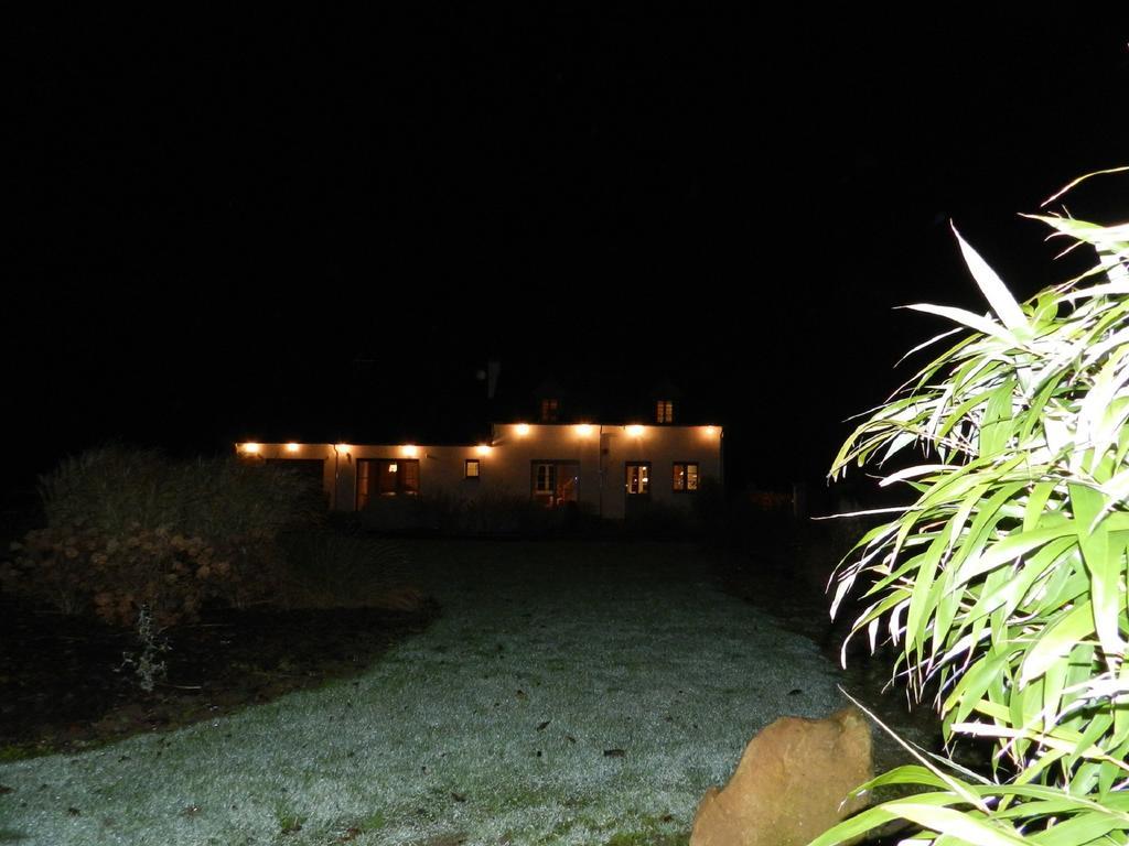 Gîte La Grenouillère Esqueheries Esterno foto