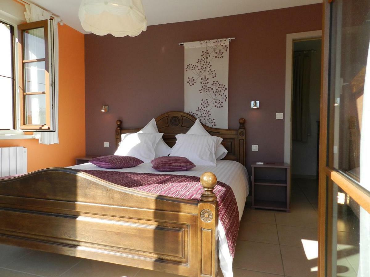 Gîte La Grenouillère Esqueheries Esterno foto