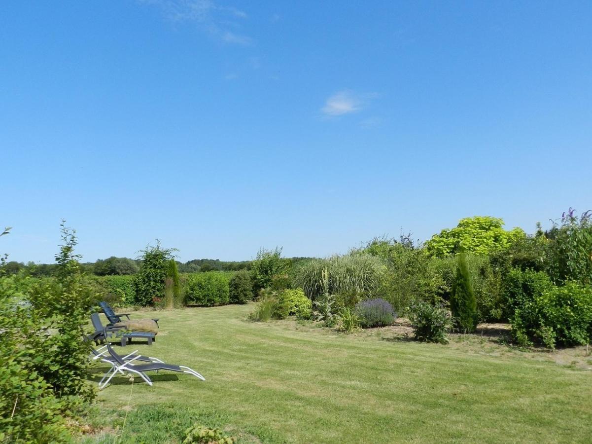 Gîte La Grenouillère Esqueheries Esterno foto