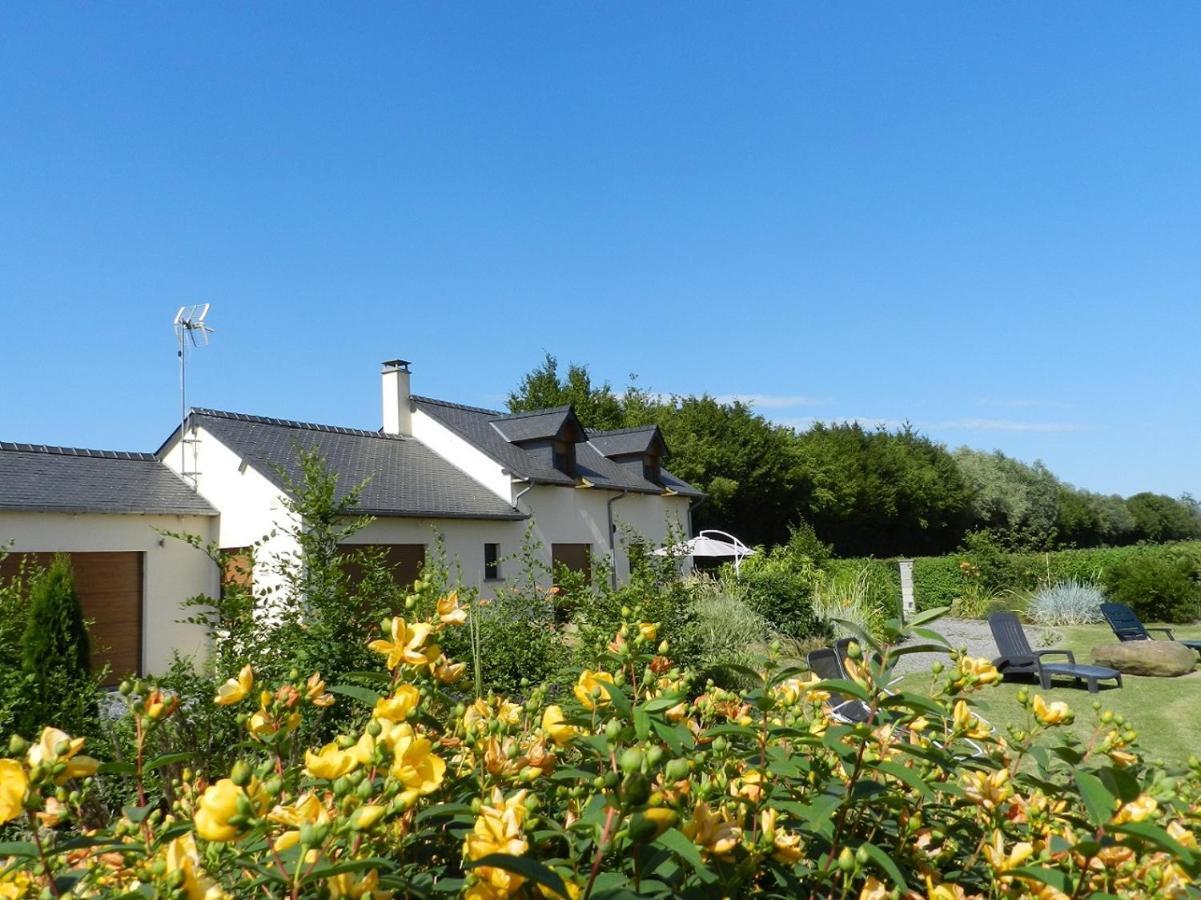 Gîte La Grenouillère Esqueheries Esterno foto